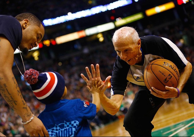 JBO电竞-包含蒂姆赛事官方发布连败新规，勇士争议不断！的词条