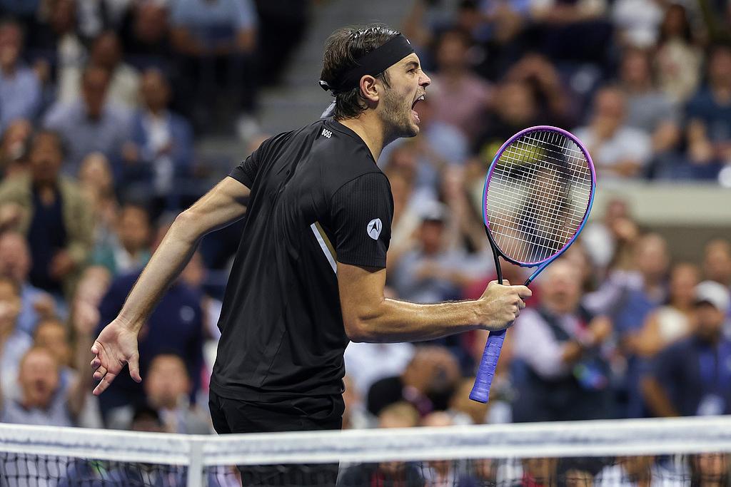 JBO电竞-德约科维奇遭遇十二连败，快船教练面临压力！的简单介绍